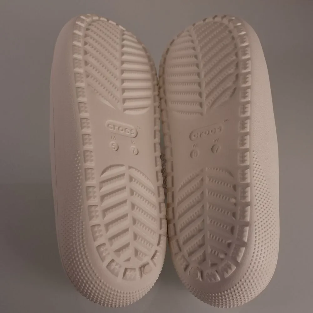 Crocs Classic Slide V2 White Size Mens 5 Womens 7 Shoes 209401-100 NWT